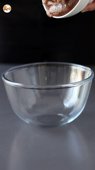 Extra schmelzender schokoladenkuchen mit kastaniencreme mit nur 4 zutaten