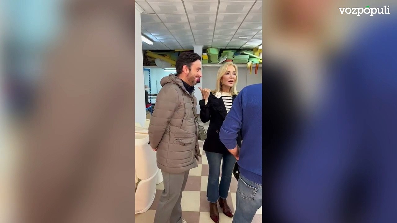 Carmen Lomana visita por sorpresa junto al empresario Alberto Aibar a los afectados por la Dana
