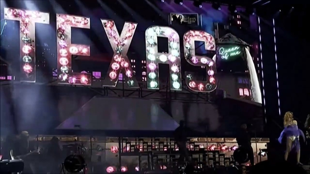 SHANIA TWAIN — Don't Be Stupid (You Know I Love You) | From Shania Twain: “Queen Of Me Tour” | DVD | Live in Concert