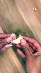 Así puedes machacar un diente de ajo sin quitarle la piel