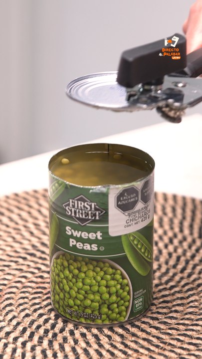 Así se usa un abrelatas