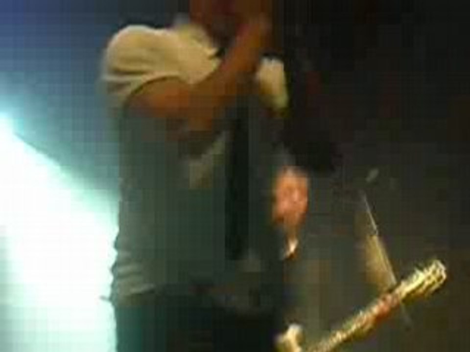 Vidéo " generation ".Concert Simple Plan le 24/04/08.Paris