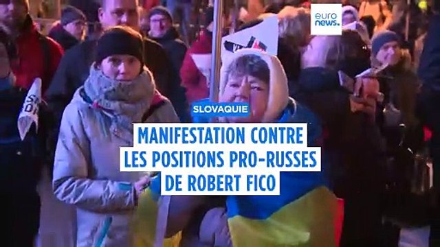 Des milliers de Slovaques manifestent contre la politique pro-Moscou de Robert Fico
