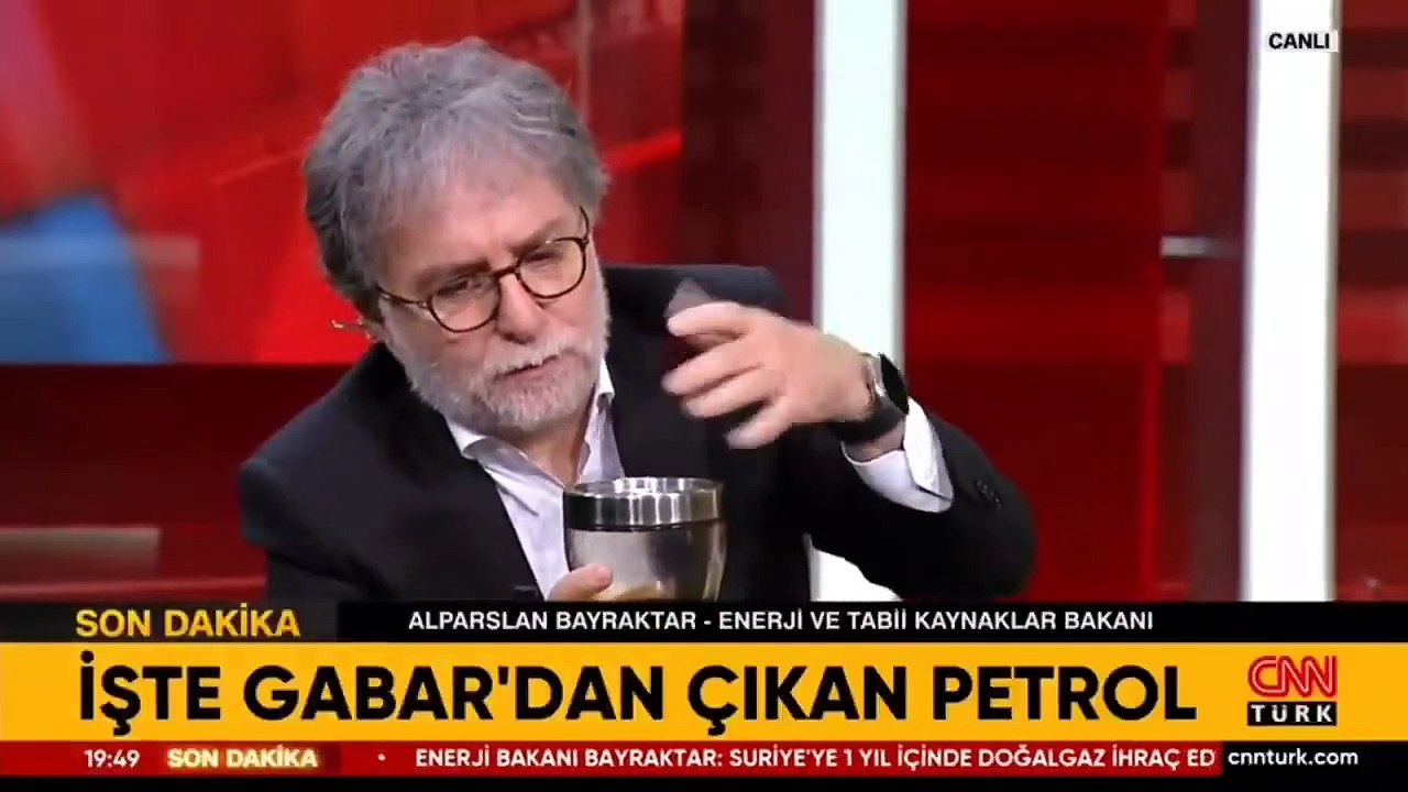 Ahmet Hakan’dan canlı yayında ilginç hareket! Gabar Dağı’ndan çıkan petrolü…