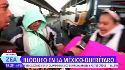 Transportistas bloquean la autopista México-Querétaro a la altura de Perinorte