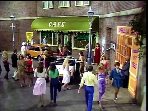 Benny Hill & Hill's Angels - Little Dimpton Street Party (1982)