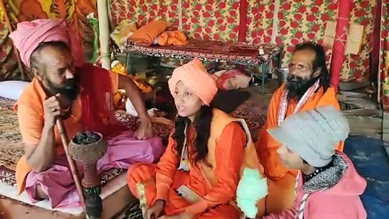 प्रयागराज नाबालिक लड़की को जूना अखाड़े ने किया निष्कासित