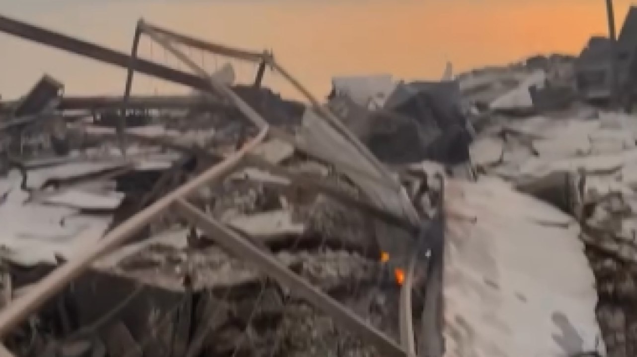 Paris Hilton mostra la sua casa interamente distrutta