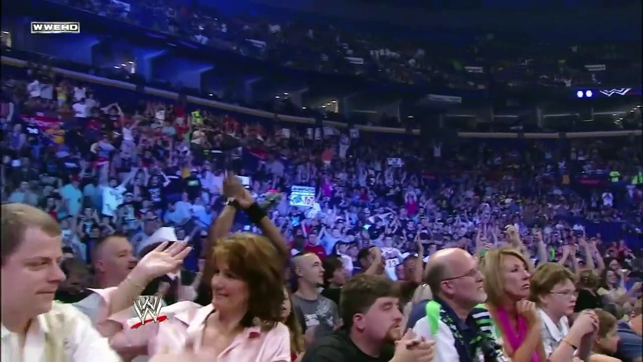 09.05.08 WWE SMACKDOWN Jeff Hardy Twist of Fate on Triple H