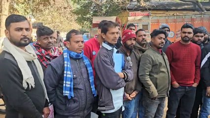 शराब  दुकान में काम करने वाले सेल्समैन को 8 माह से वेतन नहीं