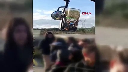 Başakşehir'de İETT şoförü kapıları açmadı, öğrenciler otobüsü tekmeledi