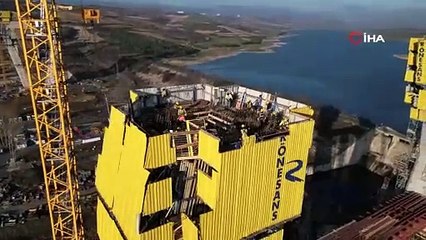 İlk kez böyle görüntülendi! Boyu 90 metreyi aştı!