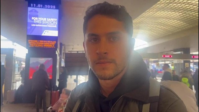 Alla Stazione Termini disagi per il blocco dei treni a Milano, i viaggiatori: «Speriamo di partire in giornata»