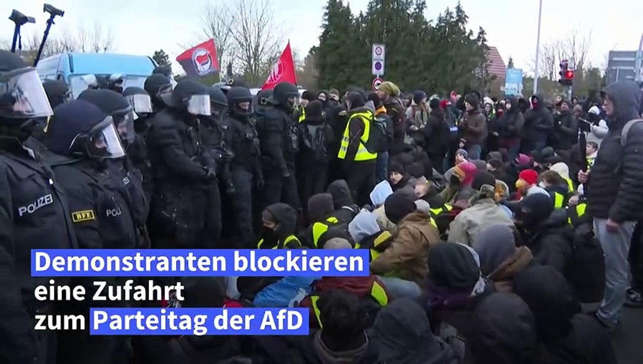 Proteste verzögern AfD-Parteitag in Riesa