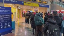 Caos in stazione Centrale a Milano: treni in ritardo, cancellazioni e lunghe file - Video