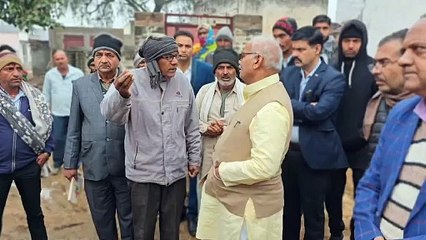 ज़ब शिक्षा एवं पंचायती राज मंत्री मुख्य मार्ग छोड़ अचानक निकल पड़े गांव की गलियों मे.. अधिकारियों के फुले हाथ, पांव