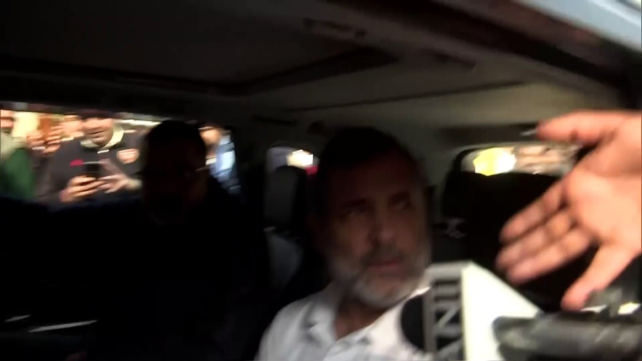 HN_ANI_DL_RAHUL_GANDHI_INTERCACTING_LOCALS_13-45-36