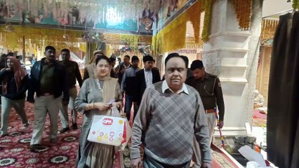 जयाप्रदा ने किए बालाजी महाराज के दर्शन, बोली- सनातन संक्रांति पर विश्वास नहीं करने वाले कुछ भी बोल सकते है