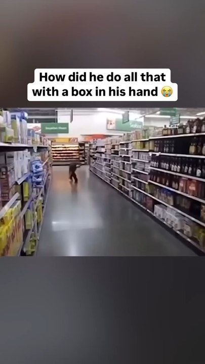 I would’ve knocked a whole aisle over 💀