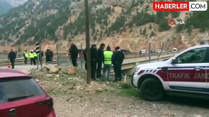 Saimbeyli'de Baraja Düşen Araç Sürücüsü Kayboldu