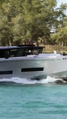 Another look at this gorgeous Pardo GT75, this time as it wad exiting the Haulover Inlet