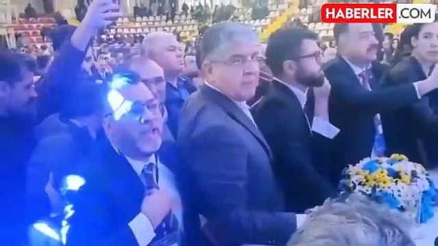 AK Parti'nin Sivas'taki kongresinde 'tek liste' gerginliği