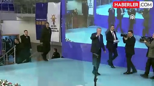 AK Parti'ye geçeceği iddia edilen belediye başkanından Erdoğan'a hediye