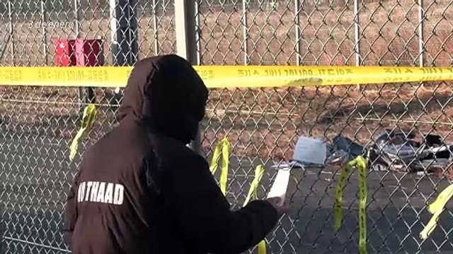 Cajas negras del avión que se estrelló en Corea del Sur dejaron de grabar antes del accidente