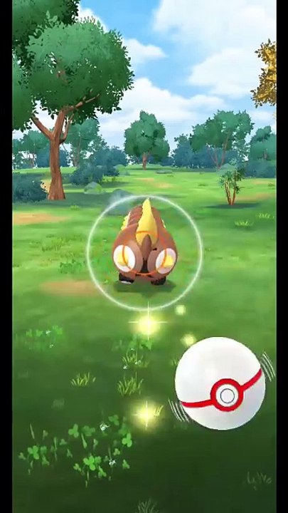 Pokémon GO-Shiny Falinks
