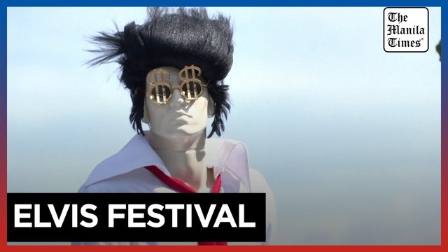 Hundreds rock and roll at Australia’s iconic Elvis festival parade