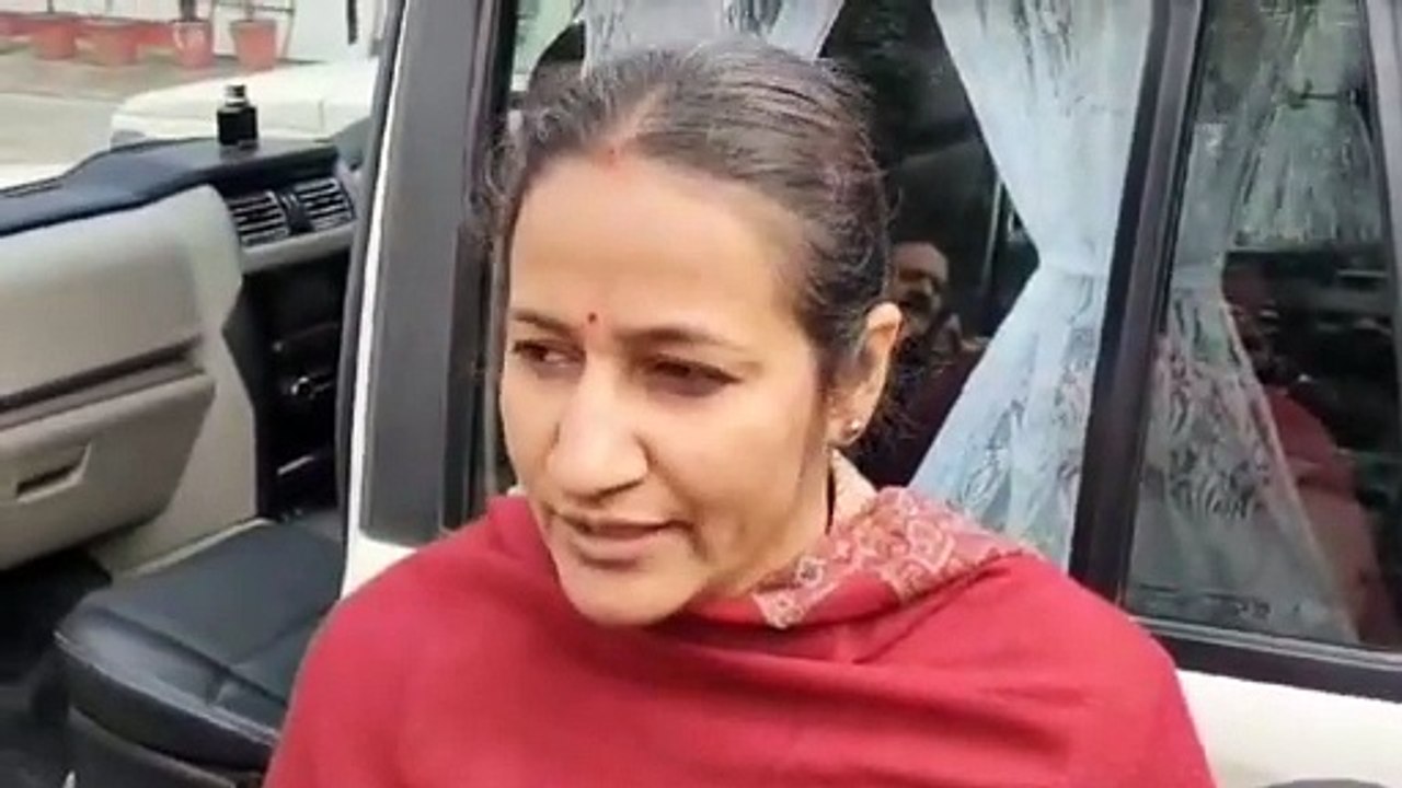 अकर्म मोचन कूप और मस्जिद के पास बनी एक दर्जन अव...