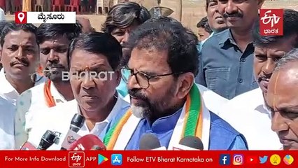 ಸಂವಿಧಾನ, ಅಂಬೇಡ್ಕರ್​ ಬಗ್ಗೆ ಮಾತನಾಡುವುದು ಕಾಂಗ್ರೆಸ್​ಗೆ ಚಟ: ಛಲವಾದಿ