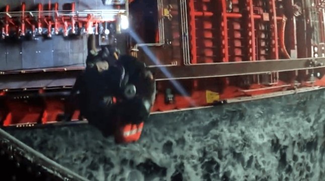 Türk denizciyi kurtarmak için nefes kesen operasyon