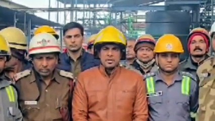 केमिकल फैक्टरी में लगी भीषण आग से करोड़ों का सामान जलकर राख