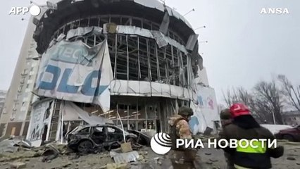 Attacchi ucraini a Donetsk, colpito un supermercato