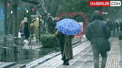 Kırklareli'nde Kar Yağışı Etkili Olmaya Başladı