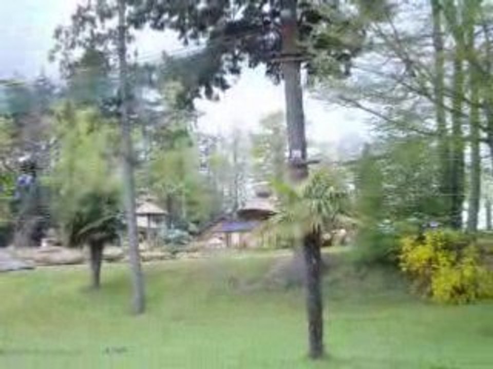 05 - Moi descend une grosse tyrolienne