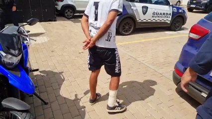 Homem é detido pela GM no Bairro São Cristóvão