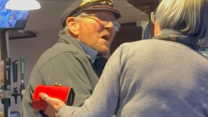 Unlikely Christmas Eve scene unfolds as man brings an owl to the pub