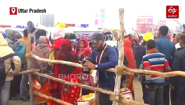 Police Patrol On Horses As Devotees Throng Maha Kumbh On 'Paush Purnima'