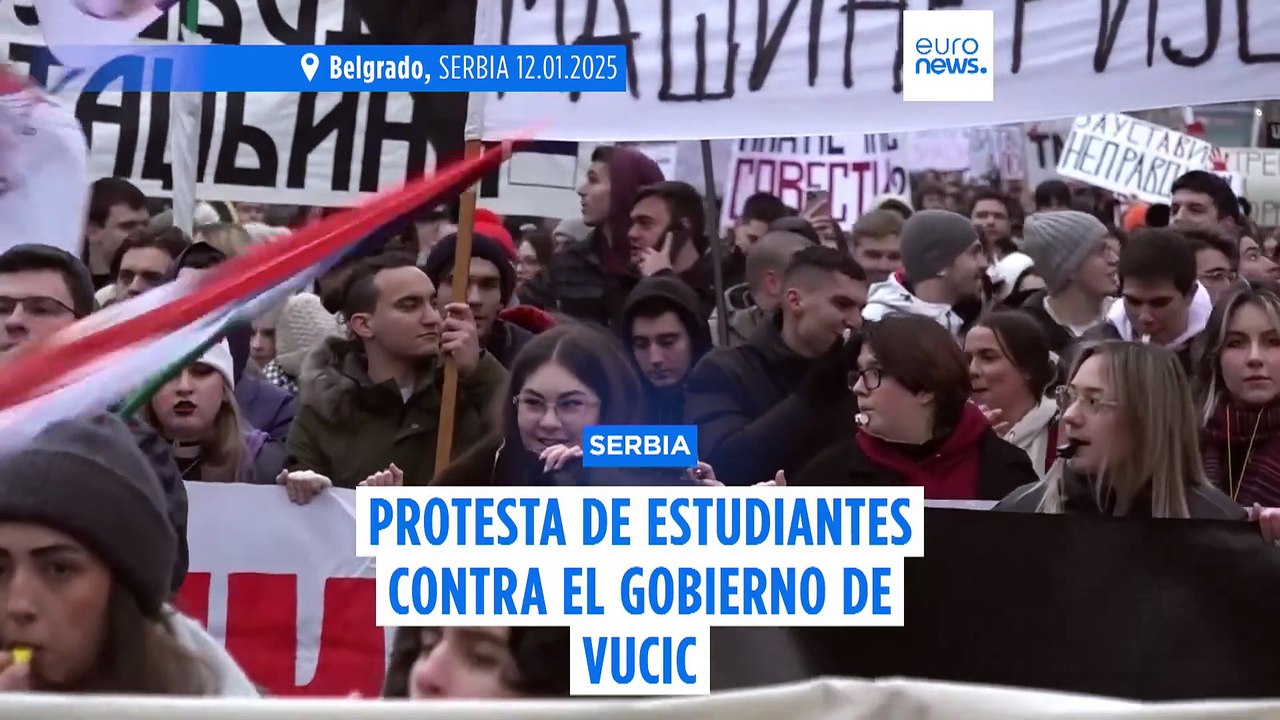Los estudiantes serbios se manifiestan contra las supuestas violaciones de los derechos civiles bajo el Gobierno de Vucic