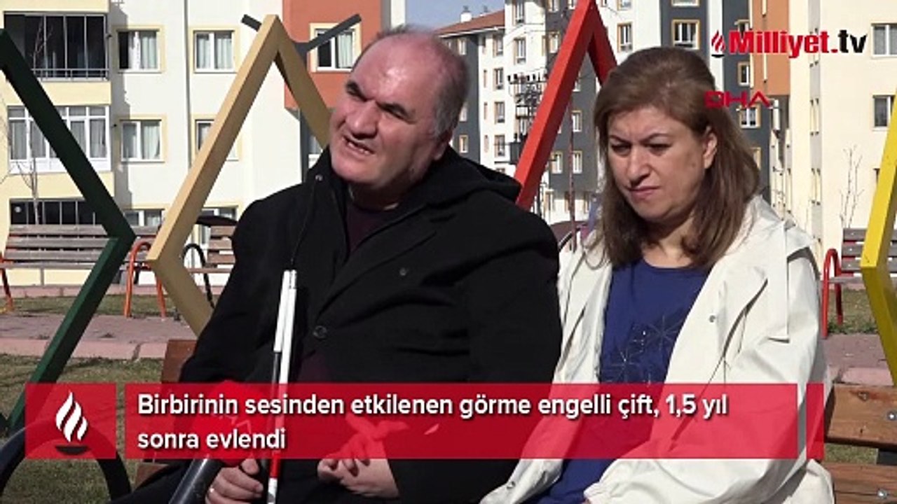 Birbirlerinin sesinden etkilenip aşık oldular