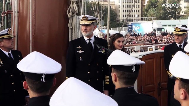 El rey a los guardiamarinas: Lleváis el prestigio y la imagen de España sobre vuestros hombros