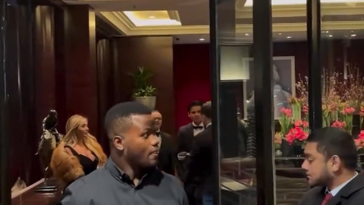 Bill and Devin Haney tried to confront Ryan Garcia at the Ring awards