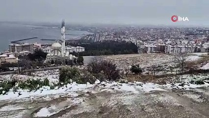 Tekirdağ’da kar yağışı, 2 farklı atmosfer yaşandı