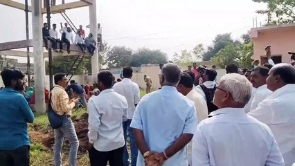 Santosh Deshmukh Murder Case: Dhananjay Deshmukh 'Sholay Style' Protest From Water Tank