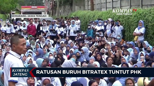 Ratusan Buruh Bitratrex Demo Tuntut PHK
