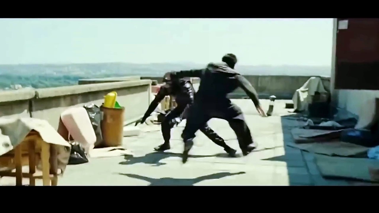Best of Banlieue 13 (2004) District B13 - Amazing Parkour and Freerunning (1080p)