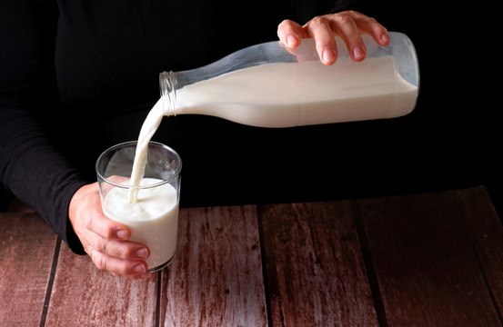 Drinking milk daily reduces bowel cancer risk