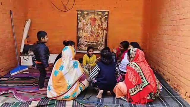 फिर भगवा रंग में रंगा गया कार्तिकेय महादेव मंदिर, अबकी बार पक्के रंग से हुई पुताई, SDM के मना करने के बाद भी मंदिर हुआ भगवा मय